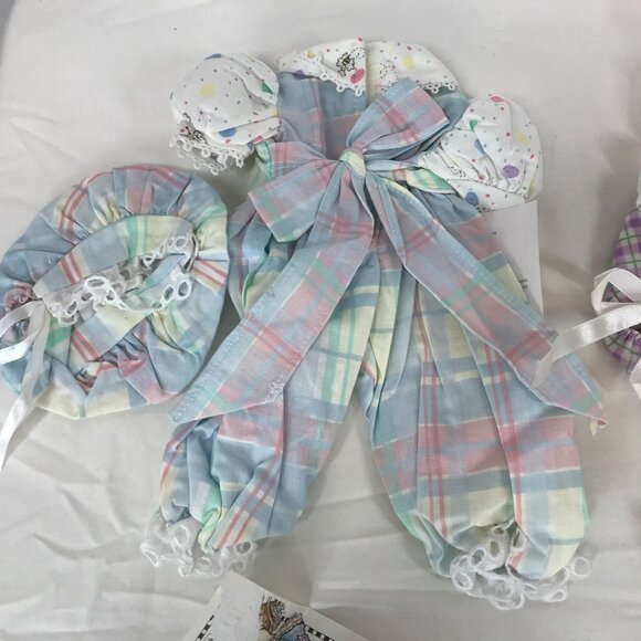 DAISY KINGDOM ~ LOT OF VINTAGE DOLL CLOTHES ~ SOME NEW ~ LOT OF 8 - Picture 12 of 16